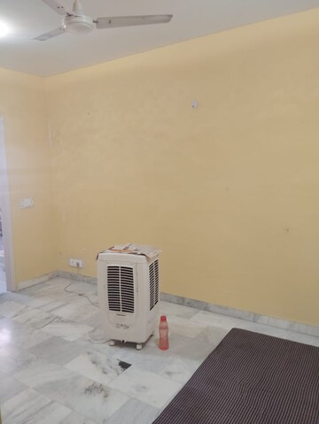 Bathroom in 2 BHK Builder Floor at Anant Raj Hauz Khas Apartment, Hauz Khas – for Rent