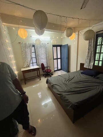 Living Room in 2 BHK Apartment at Indiranagar – for Rent