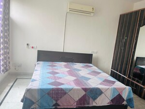 Bedroom in 2 BHK Apartment at Sector 7 – for Rent