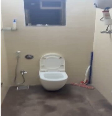 Bathroom in 3 BHK Apartment at Akshay Apartments Chembur, Chembur – for Rent