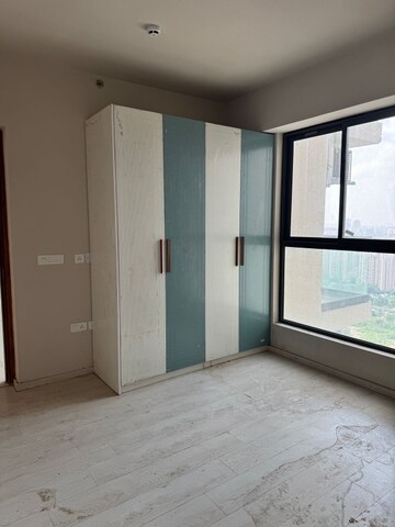 Room in 3 BHK Apartment at M3M Heights, Sector 65 – for Rent