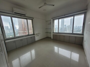 Kitchen in 3 BHK Apartment at Peninsula Ashok Towers, Parel – for Rent