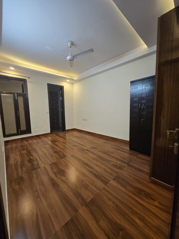 Room in 3 BHK Builder Floor at Risland Sky Mansion, Chattarpur – for Rent