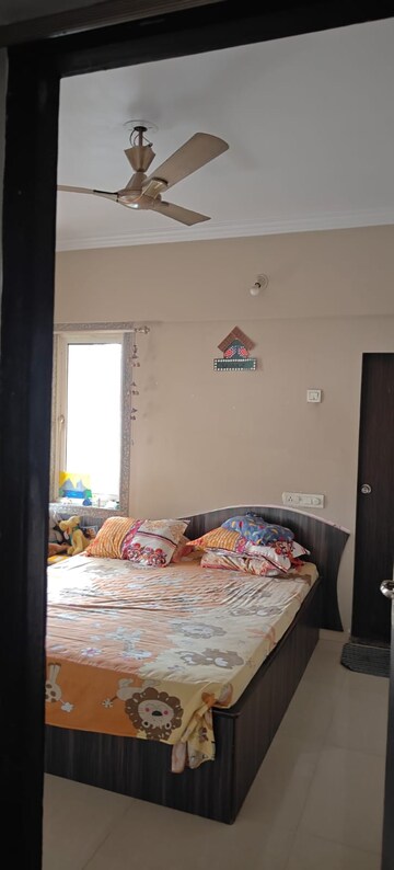 Bedroom in 1 BHK Apartment at Siddhi Highland Park Phase 2, Kapur Bawdi – for Rent
