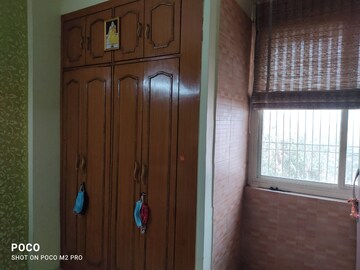 Room in 3 BHK Apartment at Patparganj – for Rent