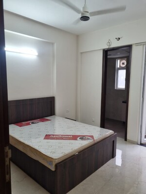 Bedroom in 2.5 BHK Builder Floor at Smart World Gems, Sector 89 – for Sale