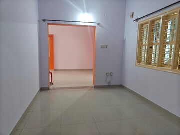 Study Room in 2 BHK Builder Floor at Bommanahalli – for Rent