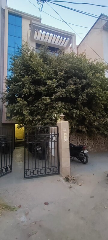2 BHK Builder Floor – Exterior View View at Sushant Lok 3, Sector 57 - for Rent