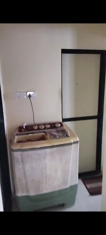Furnished Amenities in 1 BHK Apartment at Drishti Heights, Andheri East – for Rent