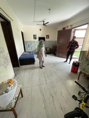 Living Room in 2 BHK Independent House at Sector 26 – for Rent