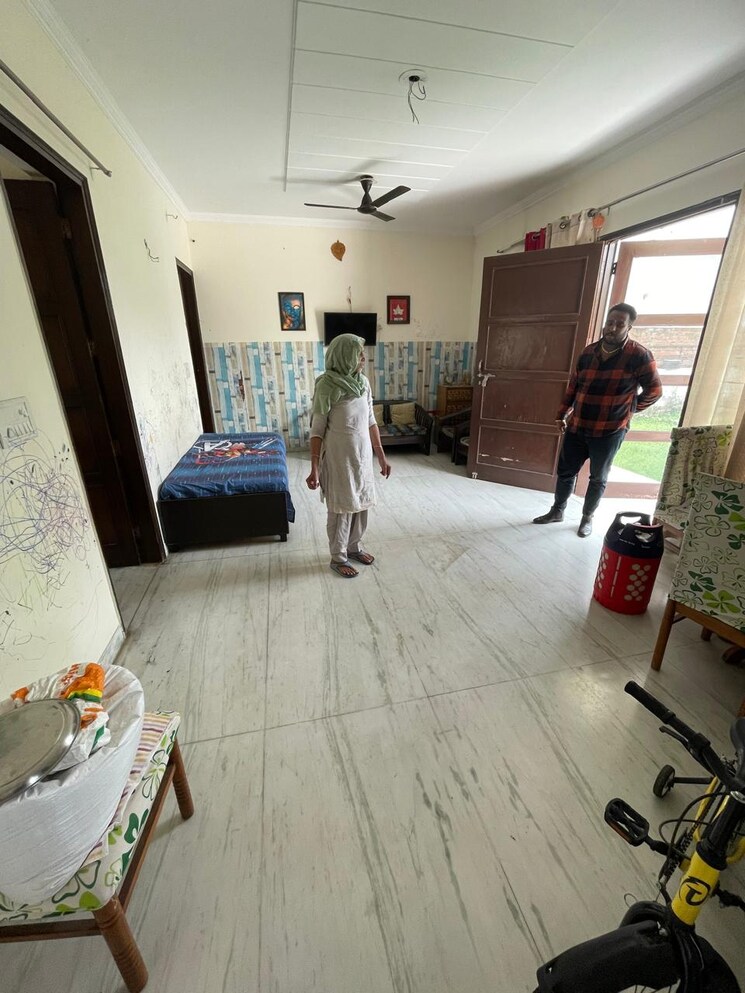 Living Room, sector 26 2 Bedroom 1300 Sq.Ft. Independent House In Sector 26 Panchkula 9242709