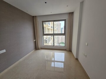Master Bedroom in 3 BHK Apartment at RNA NG Eclat, Andheri West – for Rent
