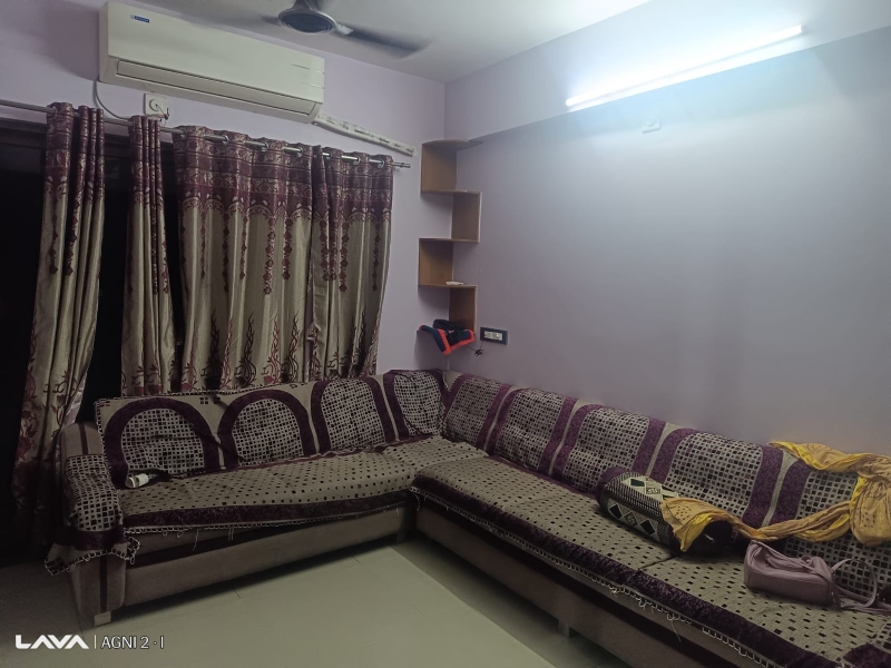 2 BHK Apartment For Rent in New CG Road