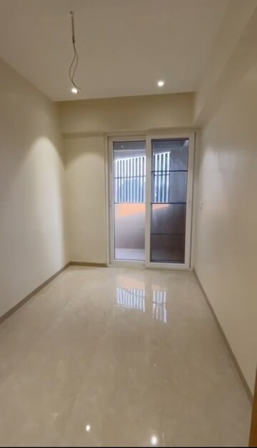 Room in 4 BHK Apartment at Aundh – for Sale