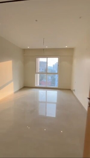 Room in 4 BHK Apartment at Aundh – for Sale