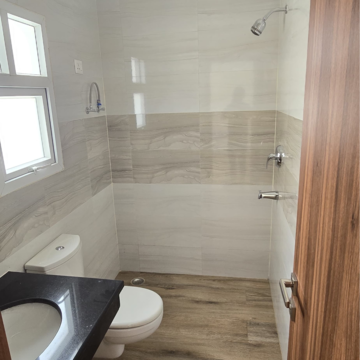 Bathroom in 3 BHK Apartment at Divyansh Orion Homes, Mahurali – for Rent