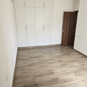 Room in 3 BHK Apartment at Divyansh Orion Homes, Mahurali – for Rent