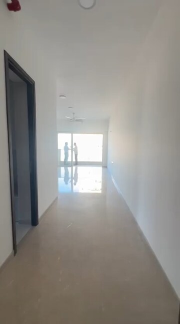 Building Lobby in 3.5 BHK Apartment at Kalpataru Radiance, Goregaon West – for Rent