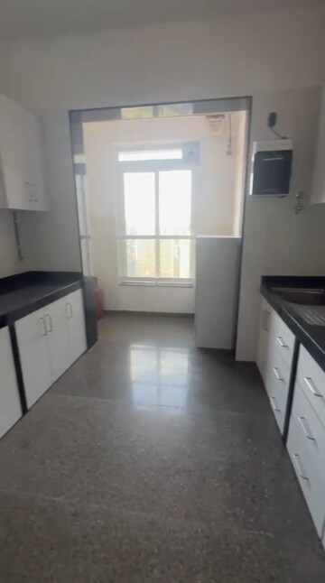 Kitchen in 3.5 BHK Apartment at Kalpataru Radiance, Goregaon West – for Rent