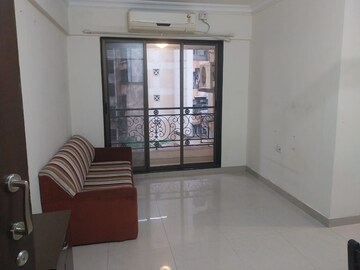Room in 1 BHK Apartment at Lake Home, Powai – for Rent