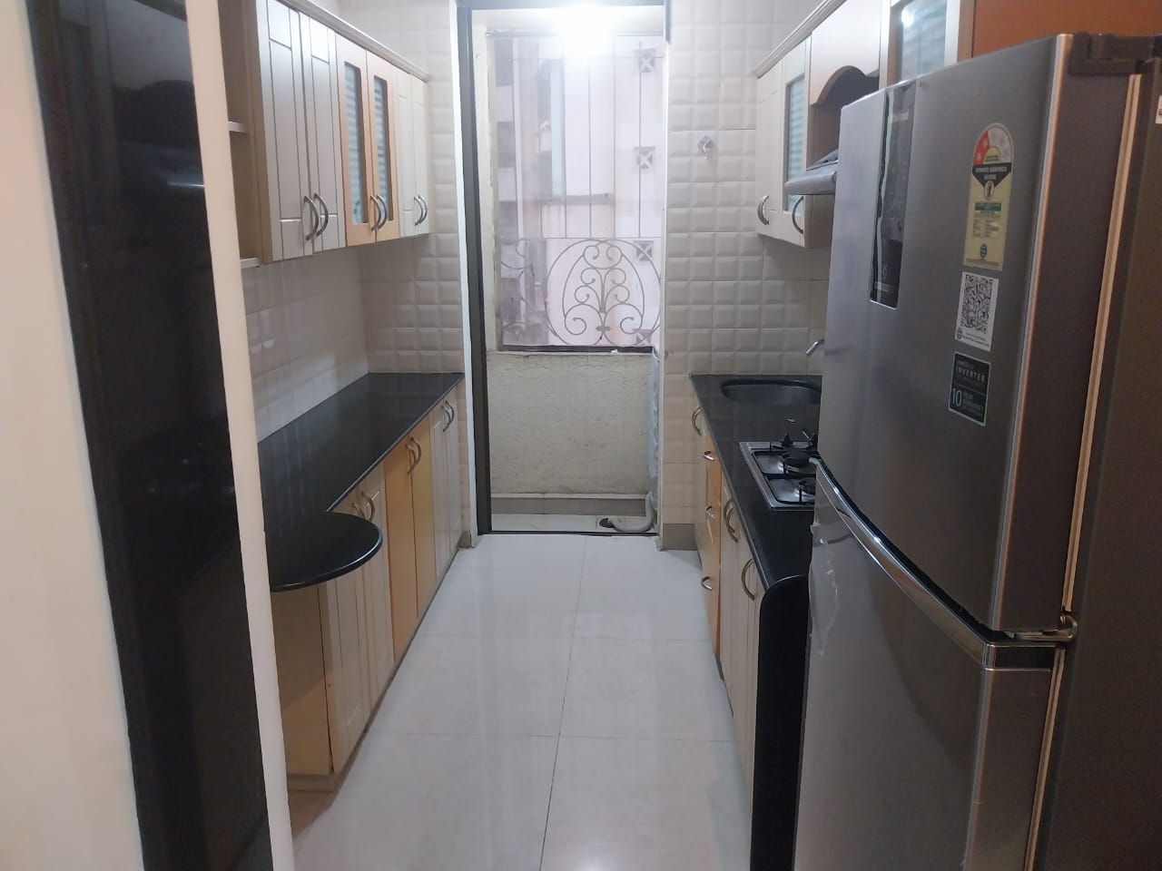 1 BHK Apartment For Rent in Lake Home