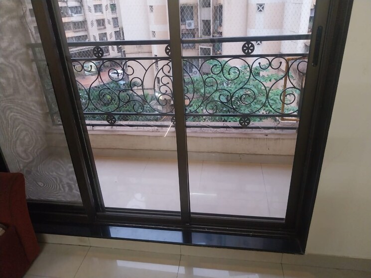 Balcony, lake-home 1 Bedroom 495 Sq.Ft. Apartment In Powai Mumbai 9242913