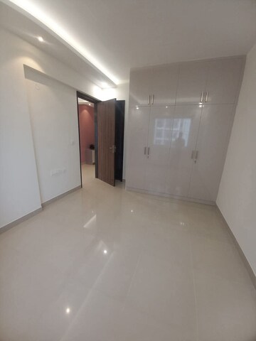 Room in 5 BHK Apartment at ND Passion Elite, Sarjapur Road – for Rent