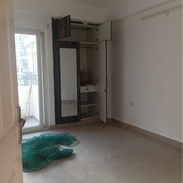 3 BHK Apartment For Rent in Express Zenith, Sector 77