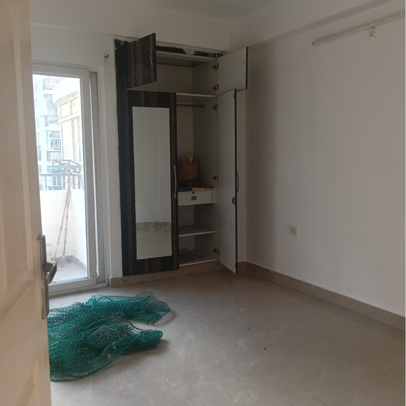 3 BHK Apartment For Rent in Express Zenith