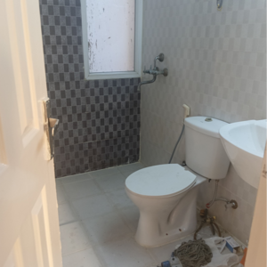Bathroom in 3 BHK Apartment at Express Zenith, Sector 77 – for Rent