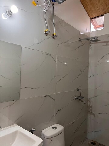 Bathroom in 6+ BHK Penthouse at Mussoorie – for Sale