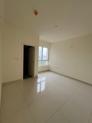 Room in 3 BHK Apartment at Salarpuria Aqua Vista, Bannerghatta Road – for Sale