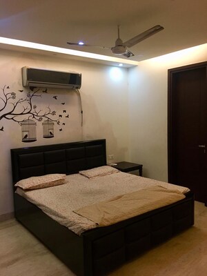 Bedroom in 3 BHK Builder Floor at East Of Kailash – for Rent