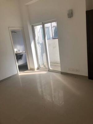 Room in 2 BHK Villa at Zeta I Greater Noida – for Sale