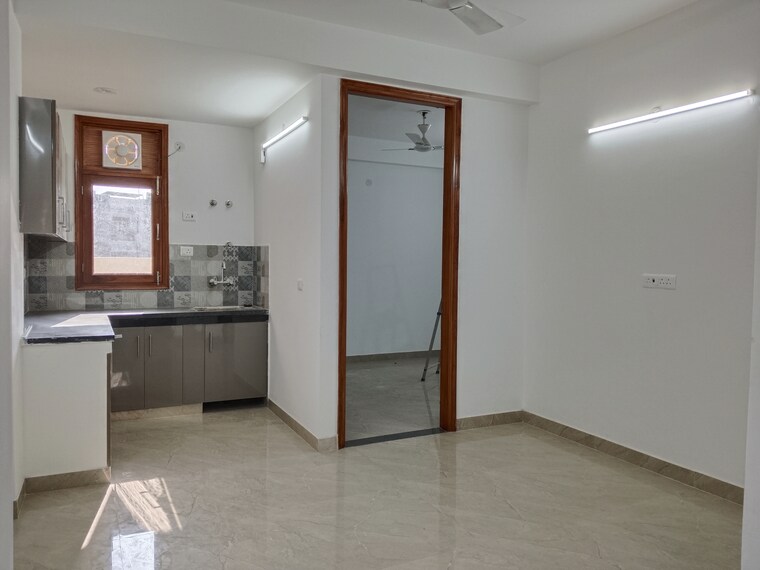 Room, panchsheel vihar 2 Bedroom 850 Sq.Ft. Apartment In Panchsheel Vihar Delhi 9243217