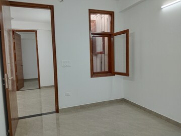 Room in 2 BHK Apartment at Panchsheel Vihar – for Rent