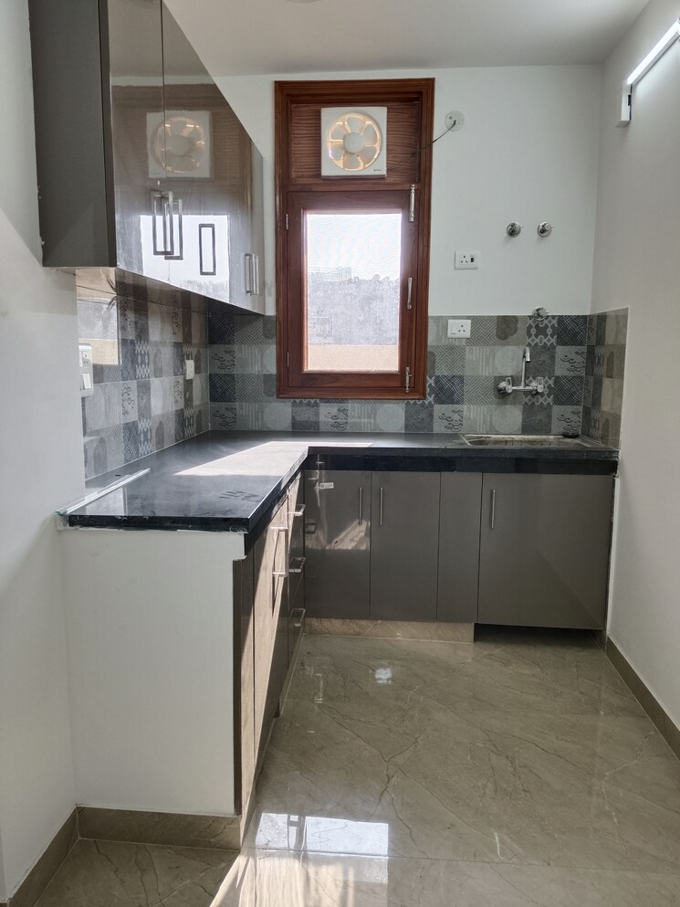 Kitchen, panchsheel vihar 2 Bedroom 850 Sq.Ft. Apartment In Panchsheel Vihar Delhi 9243217