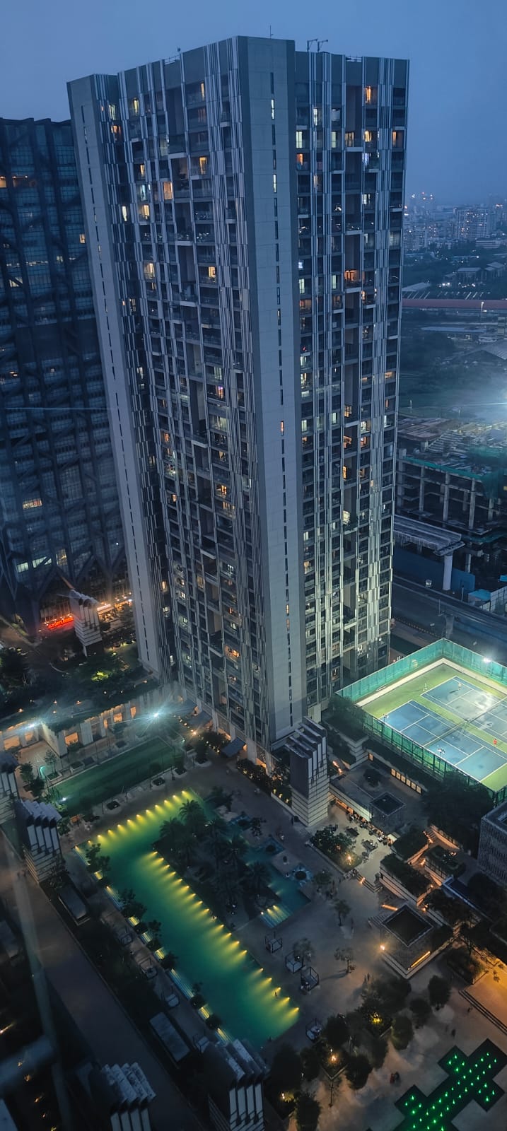 3 BHK + Extra Room Apartment For Rent in Lodha New Cuffe Parade