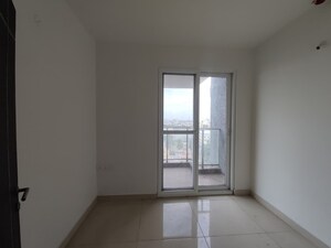 Room in 2.5 BHK Apartment at Shriram Southern Crest, Jp Nagar – for Sale