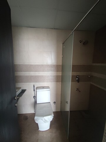 Bathroom in 2.5 BHK Apartment at Shriram Southern Crest, Jp Nagar – for Sale