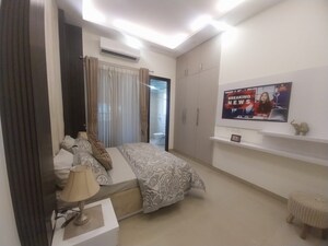 2 BHK Apartment For Rent in Mahagun Mywoods, Sector 16c Greater Noida