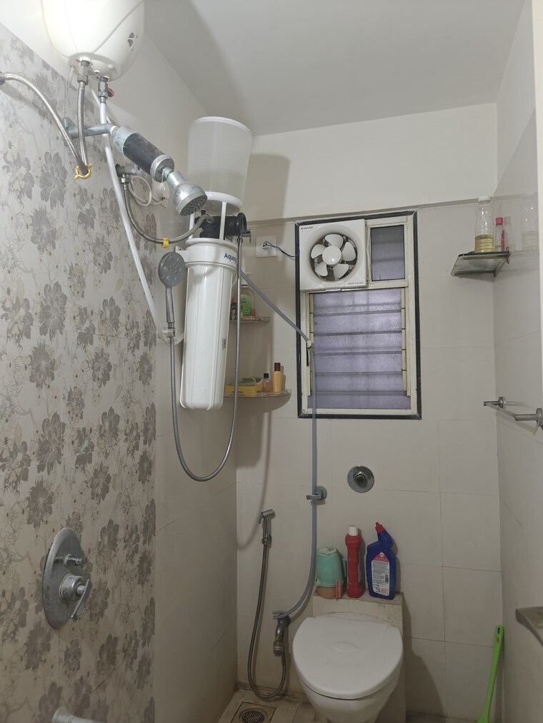 Bathroom, sancheti-eves-garden 2.5 Bedroom 749 Sq.Ft. Apartment In Mundhwa Pune 9243263