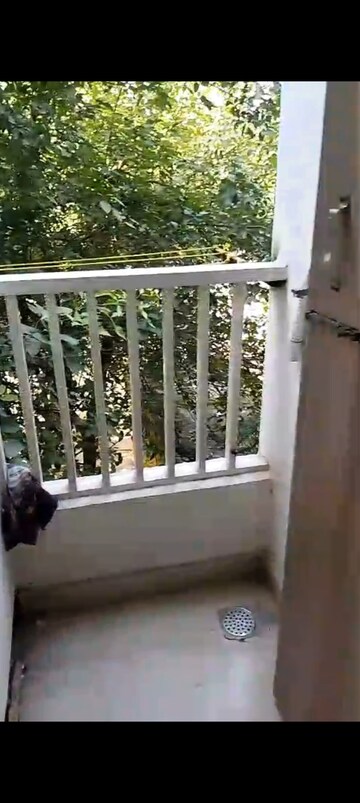 Balcony in 1 RK Independent House at Sector 45 – for Rent