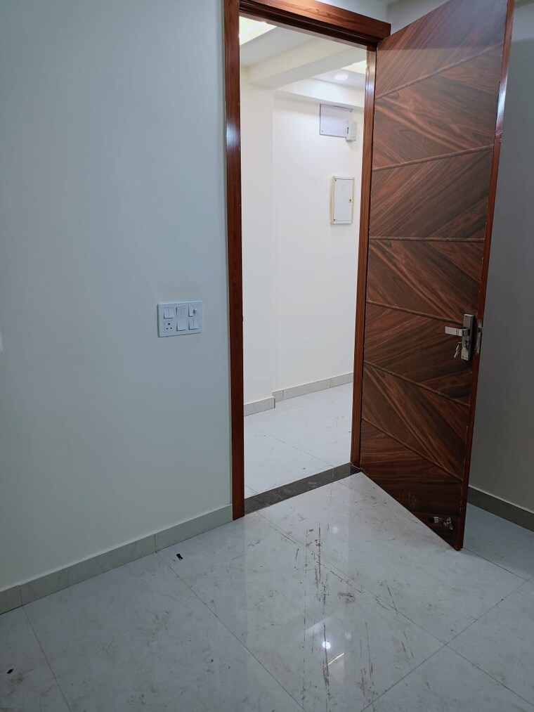 Room, sector 23 dwarka 1 Bedroom 503 Sq.Ft. Apartment In Sector 23 Dwarka Delhi 9243272