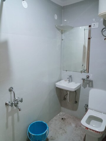 Attached Bathroom in 1 BHK Apartment at Sector 23 Dwarka – for Rent