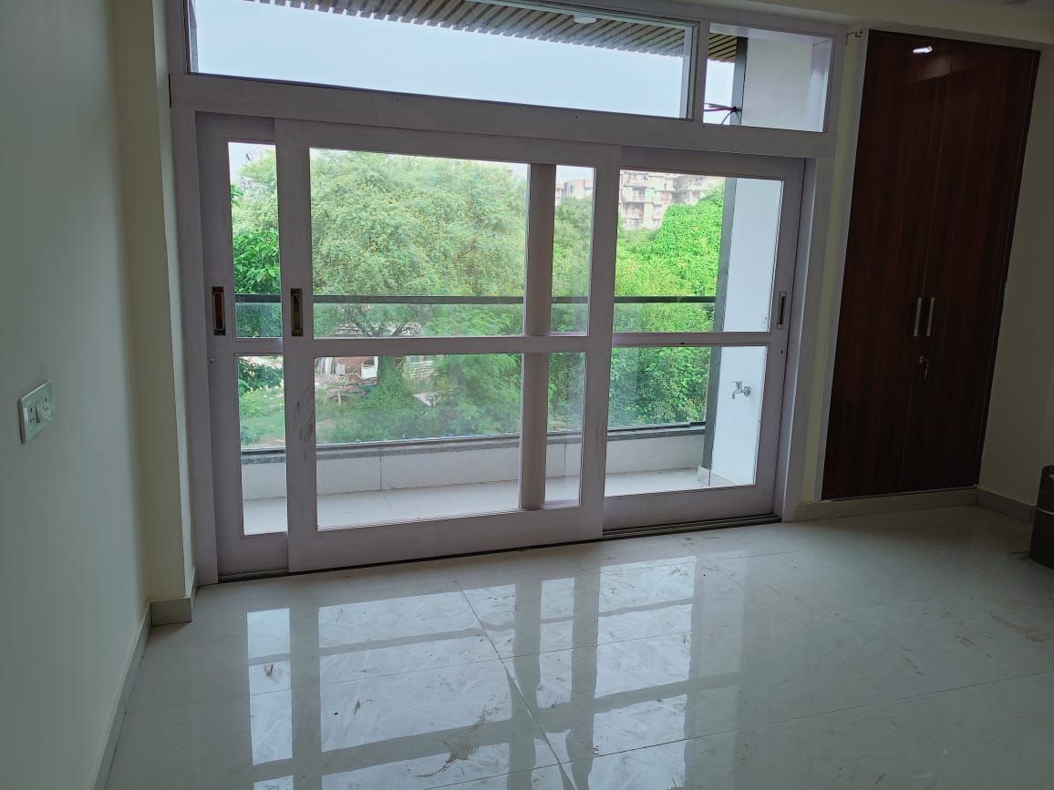 1 BHK + Extra Room Apartment For Rent in Sector 23 Dwarka