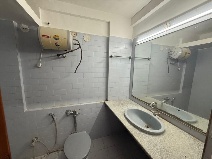 Team Area, gera-harmony 3.5 Bedroom 2350 Sq.Ft. Villa In Kalyani Nagar Pune 9243298