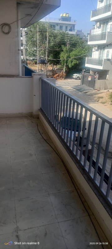 Balcony in 2 BHK Builder Floor at RBC II, Sushant Lok I – for Rent