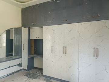 Bedroom in 2 BHK Builder Floor at Nri Layout – for Rent