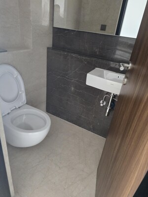 Furnished Amenities in 3 BHK Apartment at Lodha Sea Face, Worli – for Rent